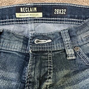 Buckle Reclaim Bootcut Jeans - Dark Blue